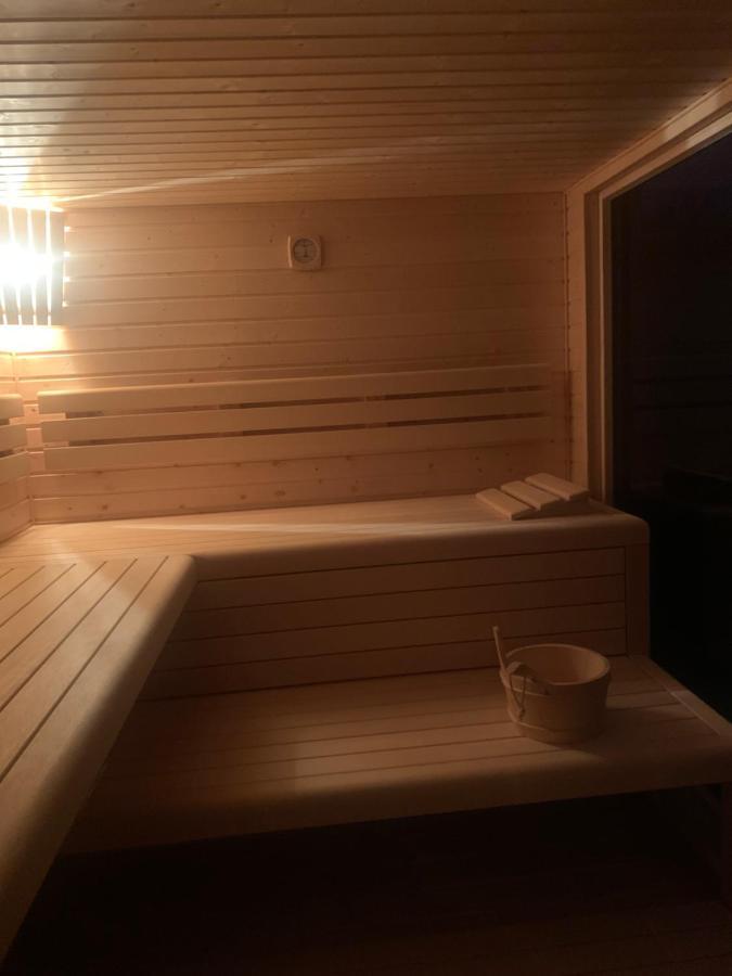 Apartman S Wellness Sluzbami Čerčany Buitenkant foto