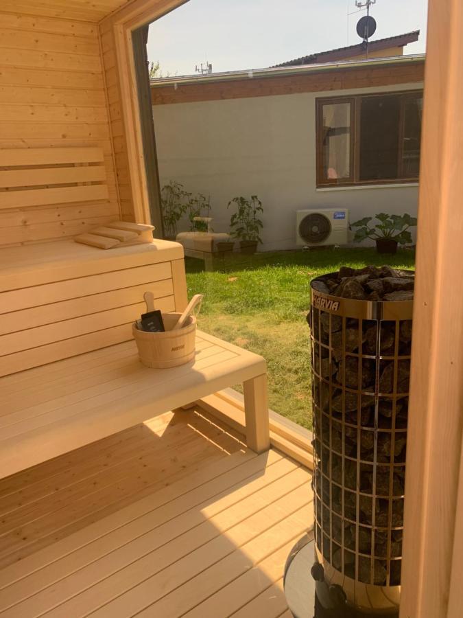 Apartman S Wellness Sluzbami Čerčany Buitenkant foto