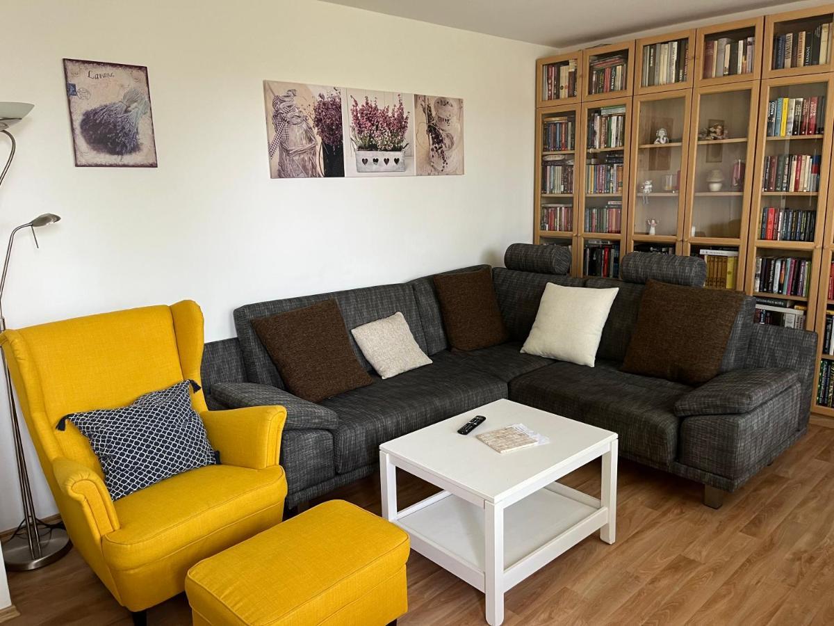 Apartman S Wellness Sluzbami Čerčany Buitenkant foto