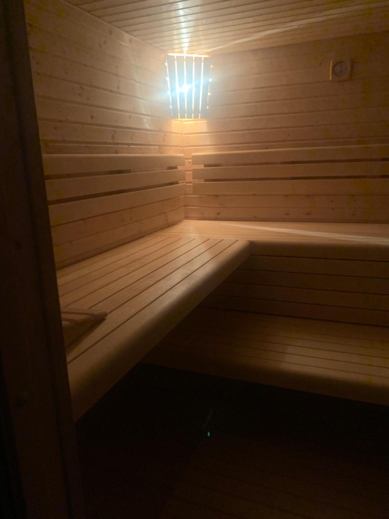 Apartman S Wellness Sluzbami Čerčany Buitenkant foto